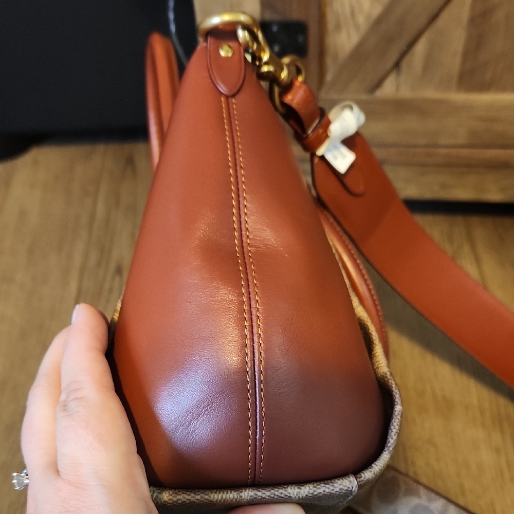 Coach Tan and Brown Shoulder Bag - Picture 10 of 13